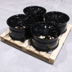 Set of CVR1 20x10 ET20 + 20x10,5 ET25 5x112 Gloss Black