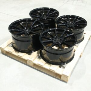 Set of CVR4 19x10 ET20 + 20x11 ET20 5x112 Gloss Black