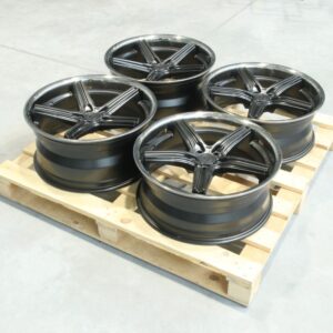 Set of CVR9 20x8 ET20 + 20x9 ET35 5x112 Carbon Graphite