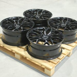 Set of CVR1 20x8,5 ET40 + 20x9,5 ET40 5x108 Double Tinted Black