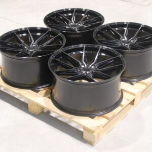 Set of JR44 21x10,5 ET40 5x130 Black Machined w/ Tinted Face