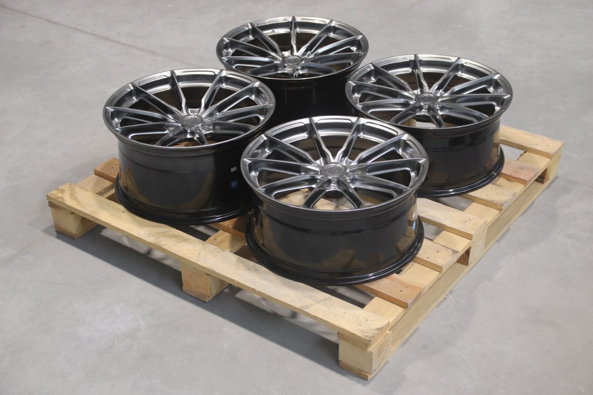 Set of JR37 19x8,5 ET43 + 19x9,5 ET45 5x120 Hyper Black