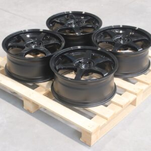 Set of JR3 18x8 ET40 5x114,3 Gloss Black